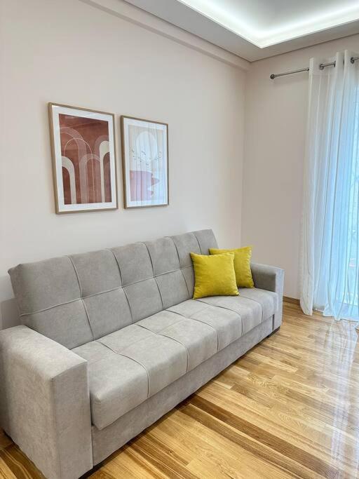 אתונה A Fully Renewed Modern Apartment מראה חיצוני תמונה