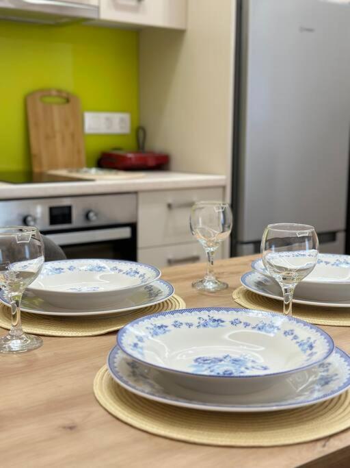 אתונה A Fully Renewed Modern Apartment מראה חיצוני תמונה