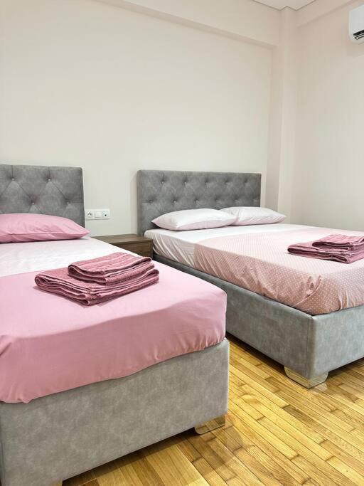 אתונה A Fully Renewed Modern Apartment מראה חיצוני תמונה